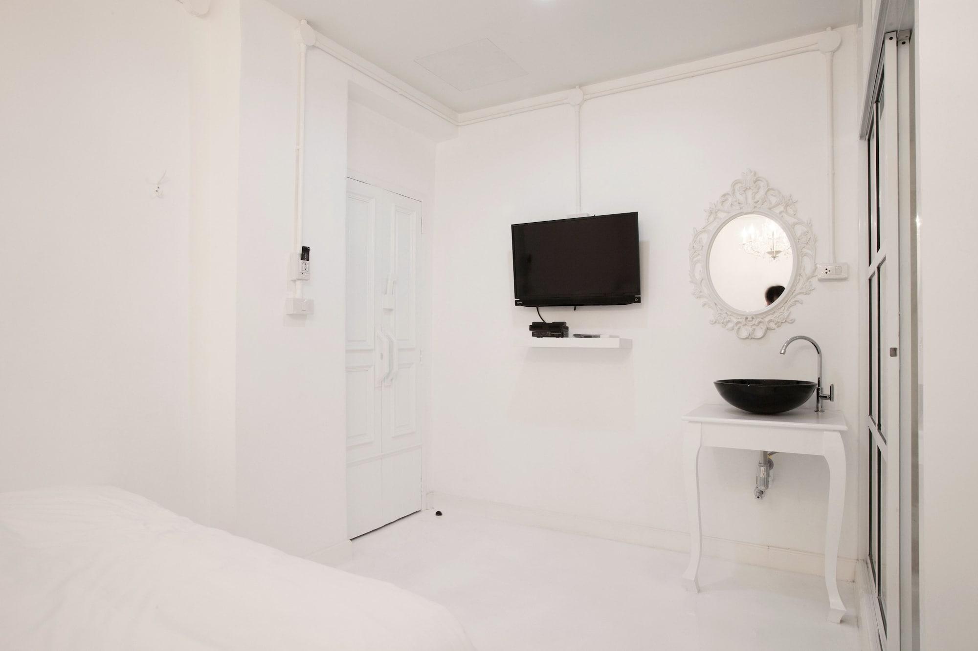 Meroom Hotel 3*