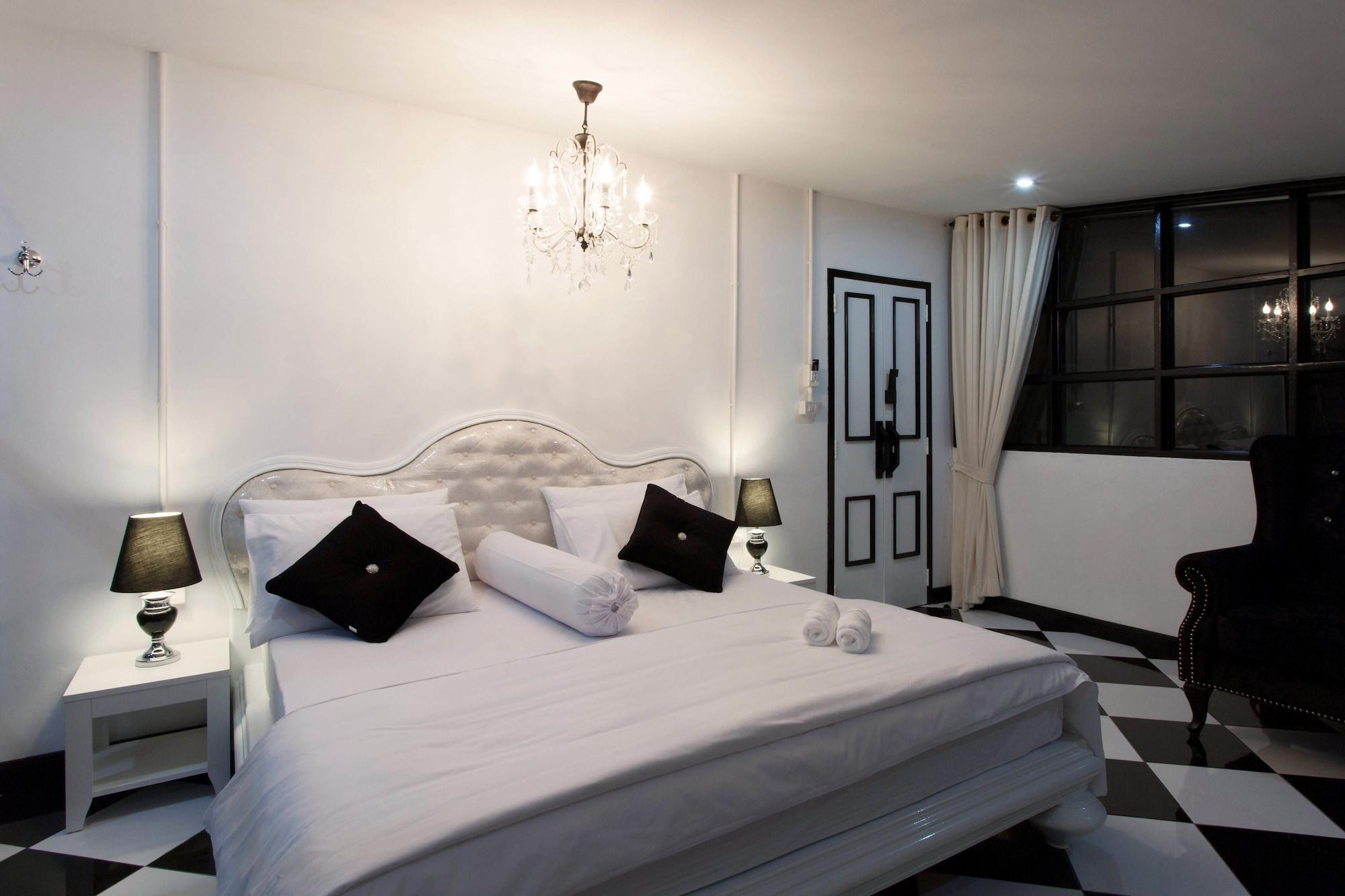 Hotel Meroom Phuket